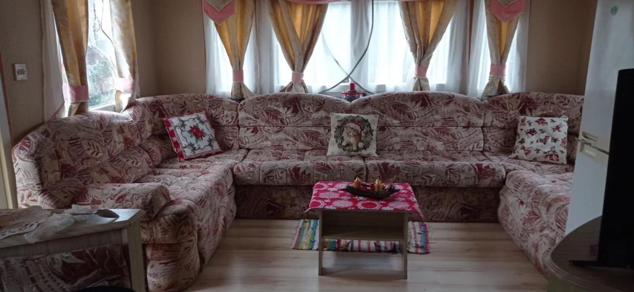 Kupai Apartman Tiszaujvaros Exterior foto